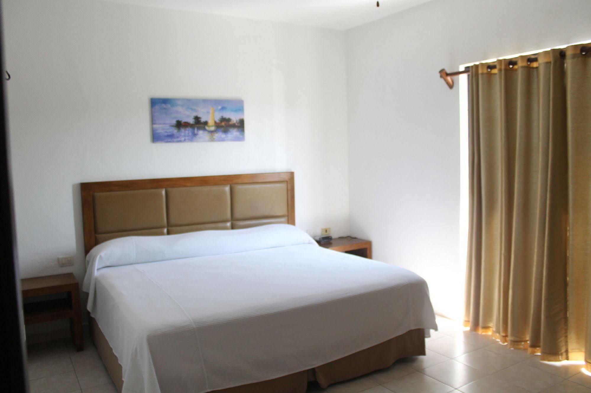 Chac Chi Hotel & Suites Исла Мухерес Екстериор снимка
