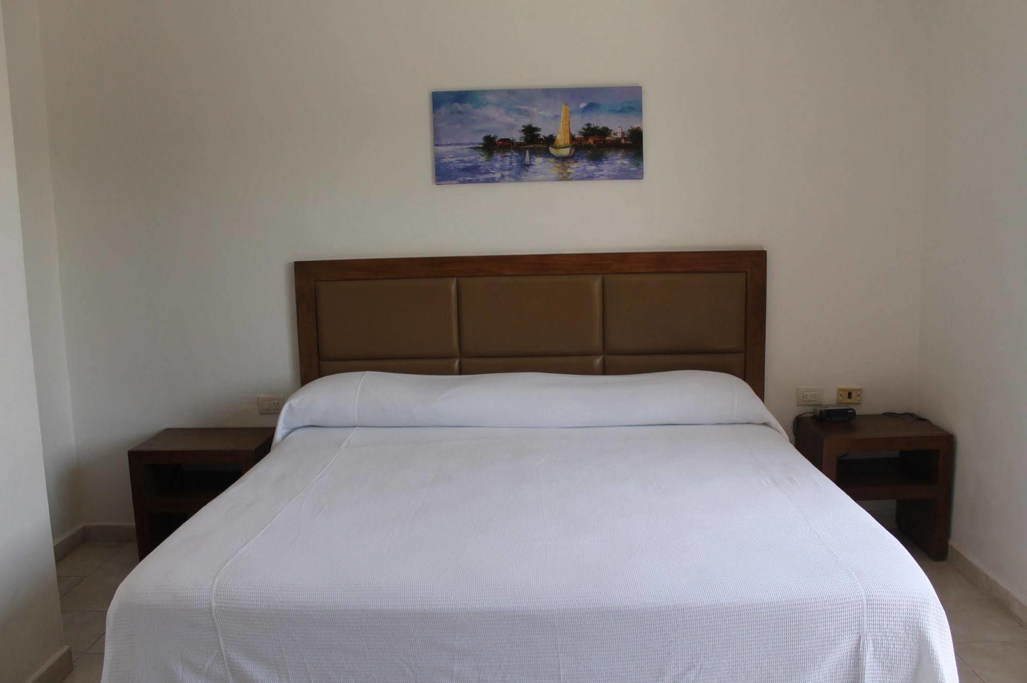 Chac Chi Hotel & Suites Исла Мухерес Екстериор снимка