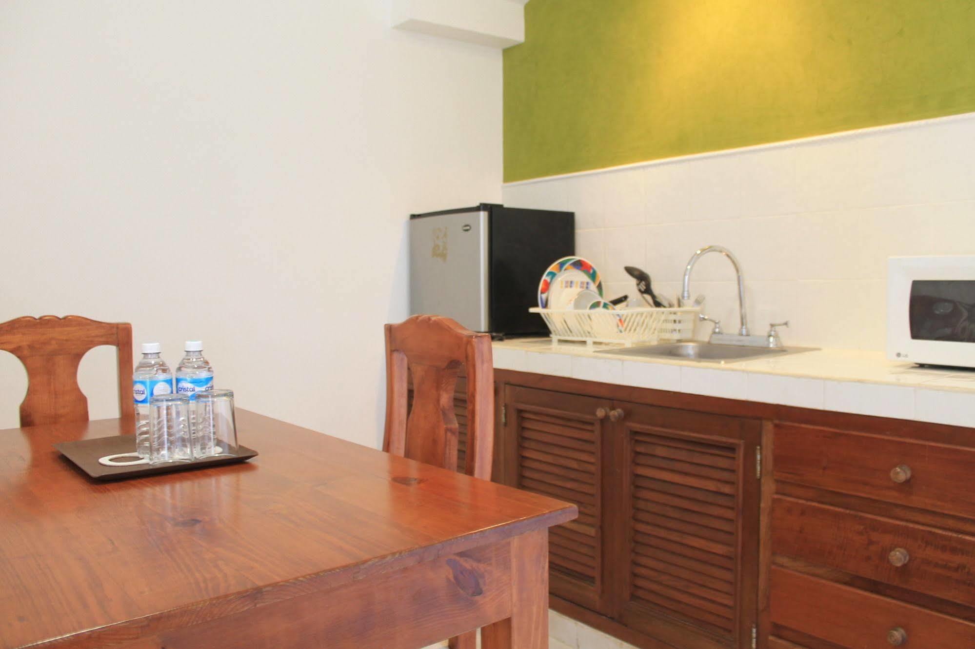 Chac Chi Hotel & Suites Исла Мухерес Екстериор снимка